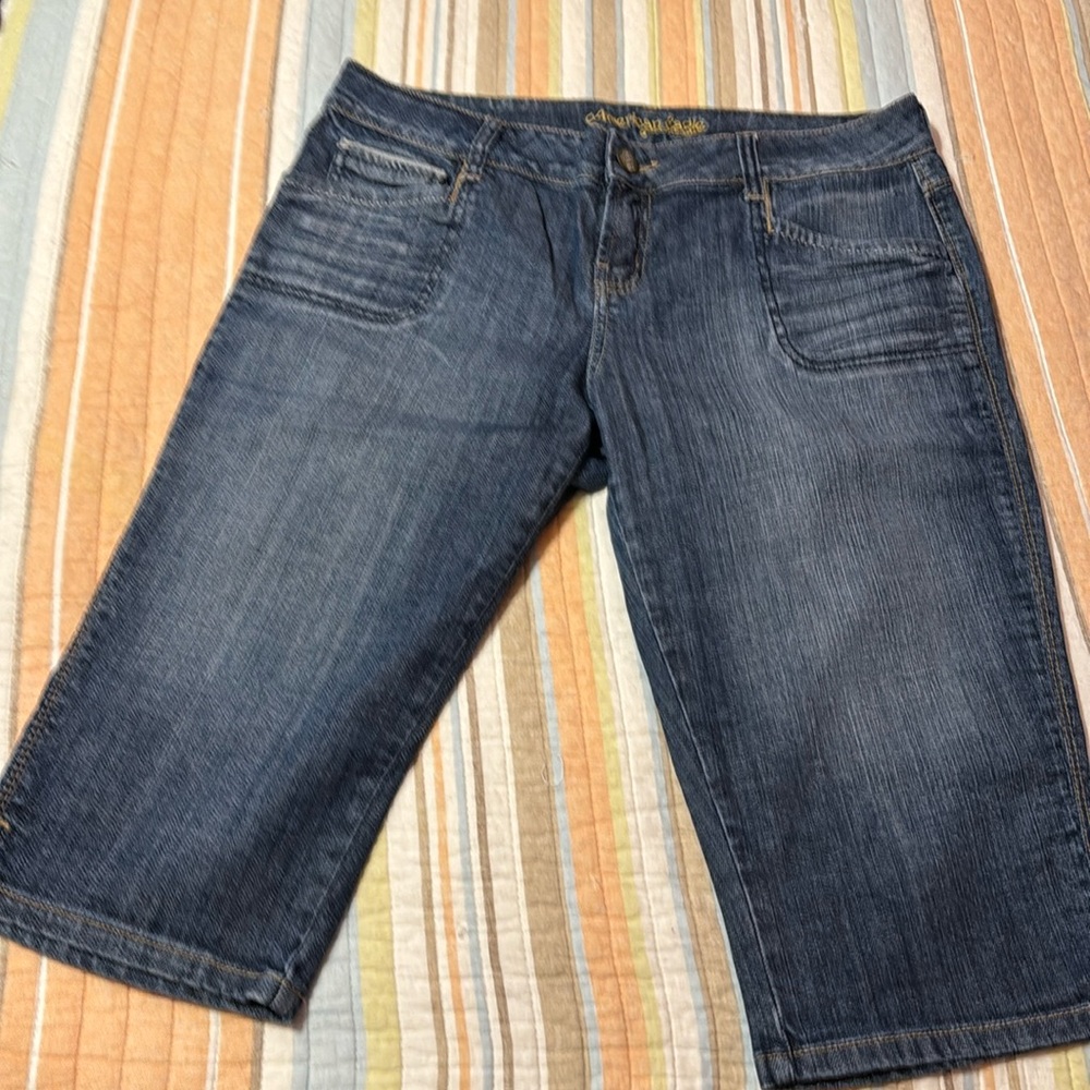 American eagle capris